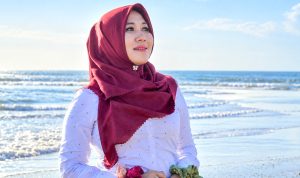 Rahasia Tampil Fresh ala Ning Lia, 10 Tips Sederhana Tetap Elegan