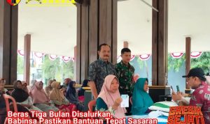 244 Warga Desa Tanjung Terima Bantuan Beras Tiga Bulan, Babinsa Pastikan Penyaluran Tertib
