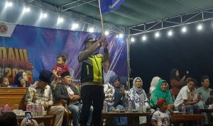 Polres Sampang Kawal Kelancaran Parade Seni Budaya Daul Combo Pangarengan 2026