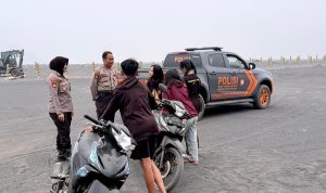 Polres Probolinggo Perketat Pengamanan TNBTS, Wisatawan Diminta Hormati Penutupan Akibat Karhutla