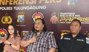 Cemburu Istri Berselingkuh, Pria di Tulungagung Bakar Mobil Diduga Milik Pria Idaman Lain